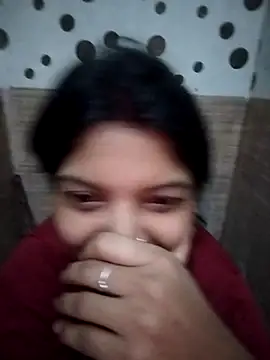 Snapshot of Hotty-Divya chatting on 5, 11, 2025 Hotty-Divya online show from 5, 11, 2025