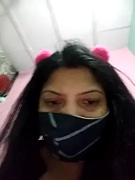 Hotty-Divya online show from 2, 4, 2026