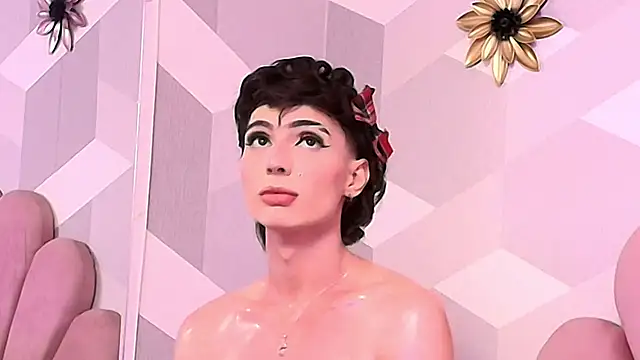 Snapshot of KylieMonnett chatting on 29, 11, 2025 KylieMonnett online show from 29, 11, 2025