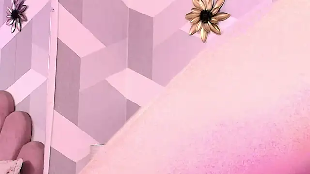 KylieMonnett online show from 13, 1, 2026