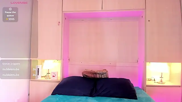 EmilyyStuart online show from 19, 2, 2025