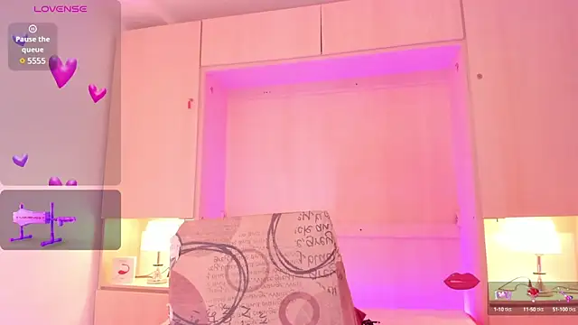 EmilyyStuart online show from 8, 3, 2025