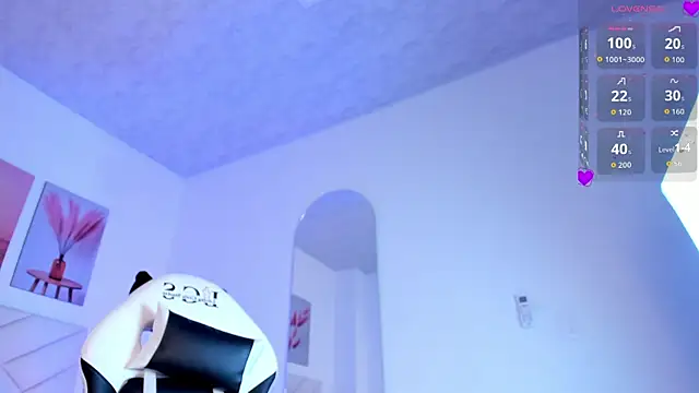 Brianna bigboobs online show from 7, 4, 2026