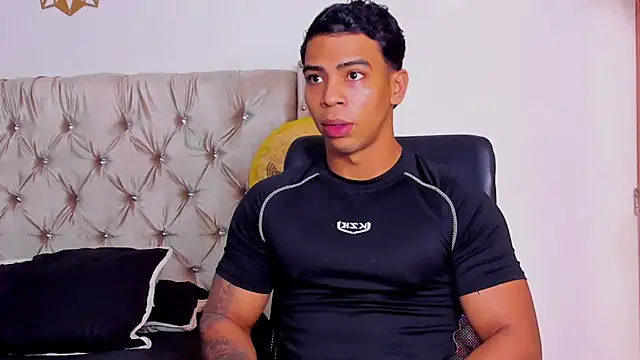 Andrew wolf7 online show from 18, 10, 2025