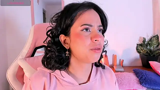 adriannyp 1 online show from 28, 10, 2025