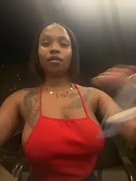 Snapshot of InkLady444 chatting on 13, 11, 2025 InkLady444 online show from 13, 11, 2025