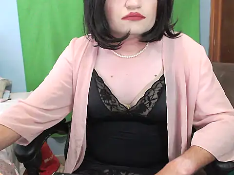 Lucy Pixie online show from 16, 9, 2025