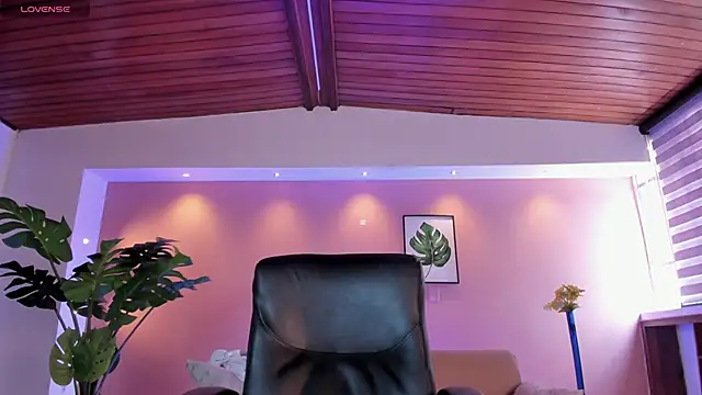 Lyssa Muller online show from 19, 2, 2025