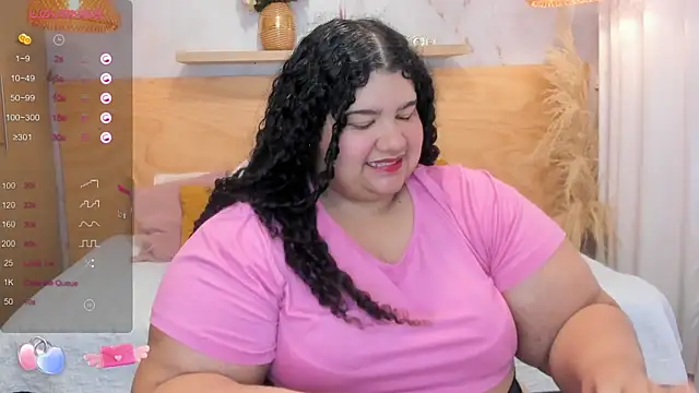 Snapshot of Miley_Collins chatting on 22, 11, 2025 Miley Collins online show from 22, 11, 2025