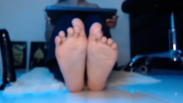 latinfeet-qos online show from 3, 12, 2024