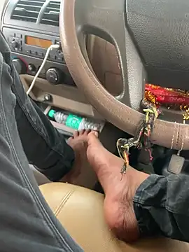 SnapIDRakesh4 online show from 3, 3, 2025