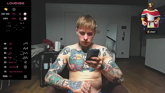 Snapshot of white_King9999 chatting on 31, 1, 2025 white King9999 online show from 31, 1, 2025