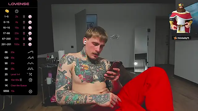 Snapshot of white_King9999 chatting on 25, 2, 2025 white King9999 online show from 25, 2, 2025