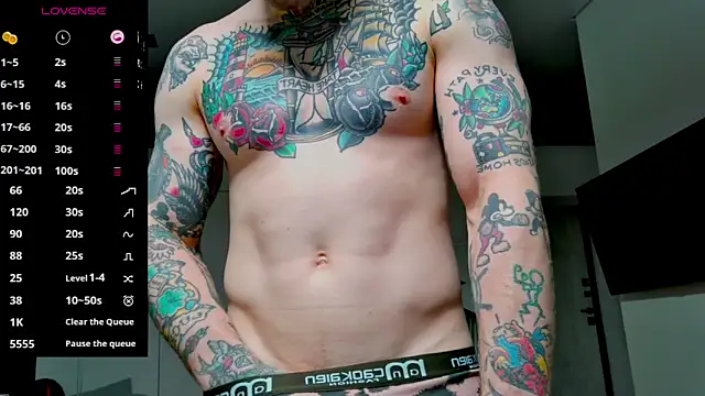 Snapshot of white_King9999 chatting on 3, 10, 2025 white King9999 online show from 3, 10, 2025