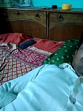 Snapshot of Lustyful_Couple chatting on 21, 2, 2025 Lustyful Couple online show from 21, 2, 2025