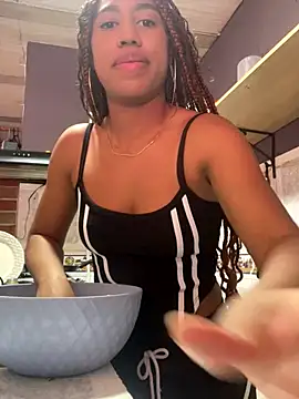 Snapshot of DailaSmith chatting on 14, 12, 2025 DailaSmith online show from 14, 12, 2025