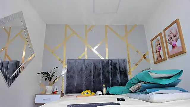 Snapshot of Caroliine_Torres chatting on 20, 2, 2025 Caroliine Torres online show from 20, 2, 2025