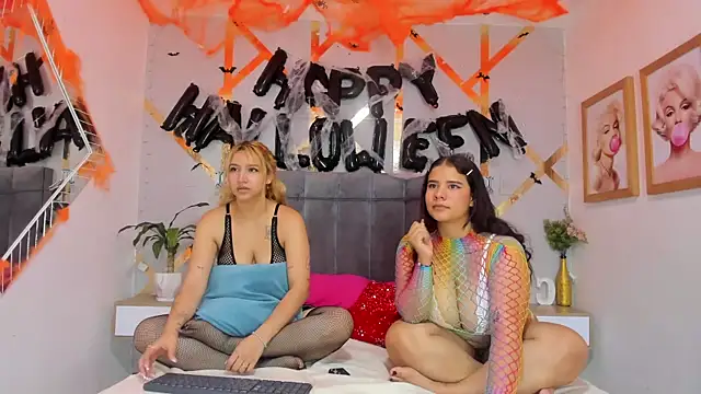 Snapshot of Caroliine_Torres chatting on 23, 10, 2025 Caroliine Torres online show from 23, 10, 2025