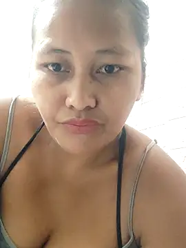 Snapshot of Sweetchuby1995 chatting on 31, 3, 2026 Sweetchuby1995 online show from 31, 3, 2026