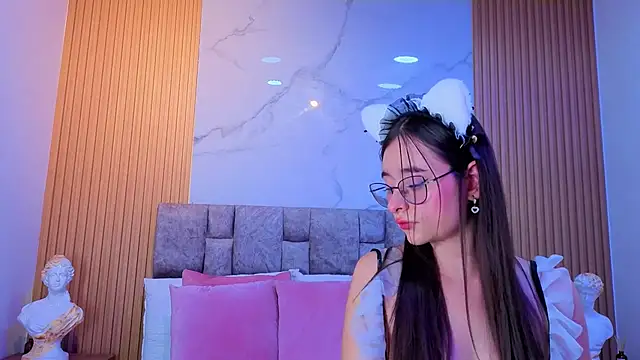 Khalifa fletcher online show from 31, 10, 2025