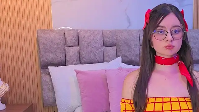 Khalifa fletcher online show from 25, 11, 2025