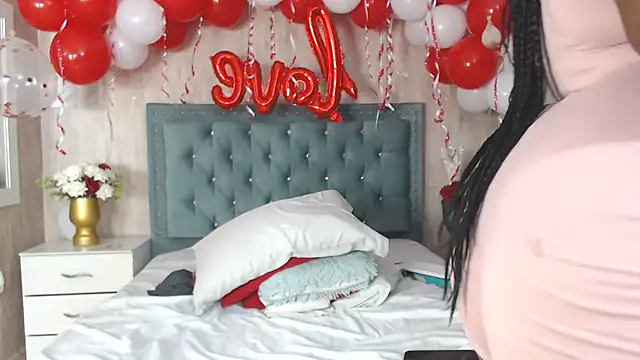 Alexa roussee online show from 14, 2, 2025