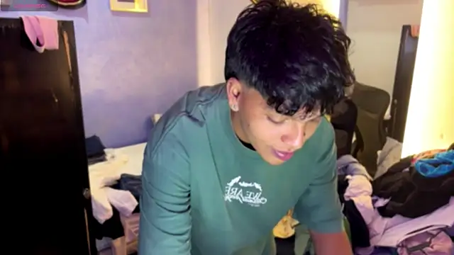 Xander bonnet1 online show from 2, 12, 2025