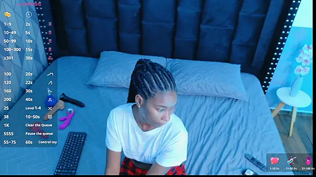 petitelittleebony online show from 17, 9, 2025