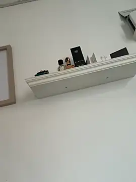 JuNIs  online show from 13, 11, 2025