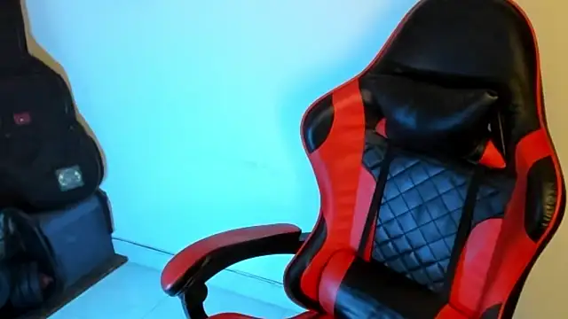 Snapshot of goodboy69l chatting on 12, 2, 2026 goodboy69l online show from 12, 2, 2026