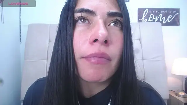 Snapshot of missexy303av chatting on 27, 12, 2024 missexy303av online show from 27, 12, 2024