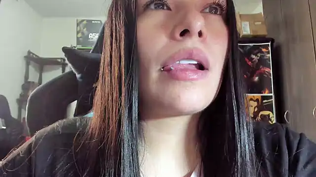 Snapshot of missexy303av chatting on 13, 3, 2025 missexy303av online show from 13, 3, 2025