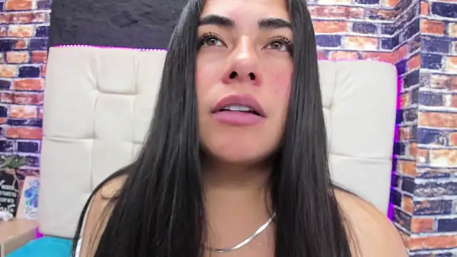 Snapshot of missexy303av chatting on 2, 11, 2025 missexy303av online show from 2, 11, 2025