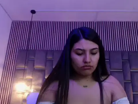 Snapshot of SarahStones chatting on 6, 7, 2026 SarahStones online show from 6, 7, 2026