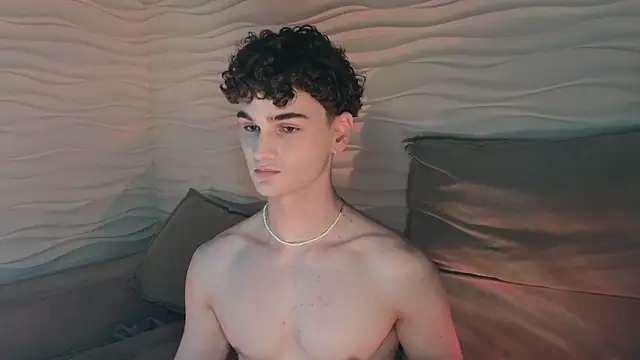 Snapshot of adam_21cm__ chatting on 15, 12, 2024 adam 21cm online show from 15, 12, 2024