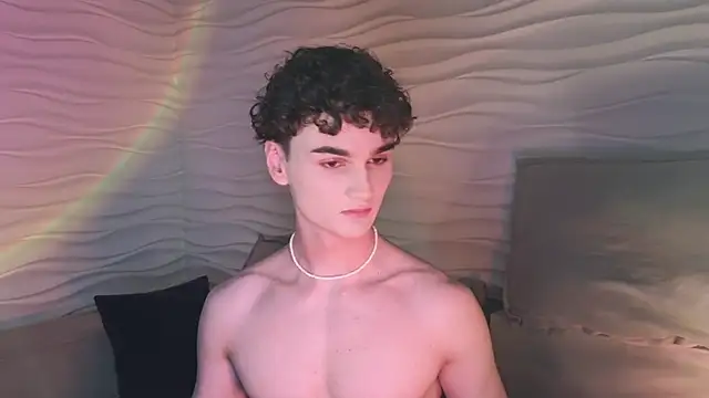 Snapshot of adam_21cm__ chatting on 19, 12, 2024 adam 21cm online show from 19, 12, 2024
