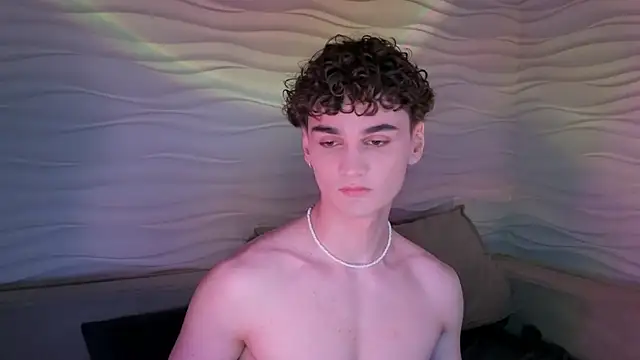 Snapshot of adam_21cm__ chatting on 7, 2, 2025 adam 21cm online show from 7, 2, 2025