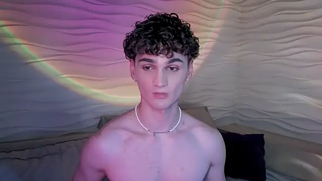Snapshot of adam_21cm__ chatting on 9, 2, 2025 adam 21cm online show from 9, 2, 2025