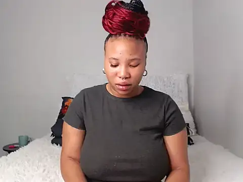 DrippinCaramelCutie online show from 21, 12, 2024