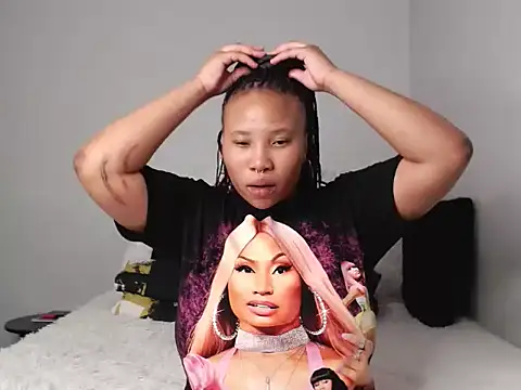 DrippinCaramelCutie online show from 26, 12, 2024