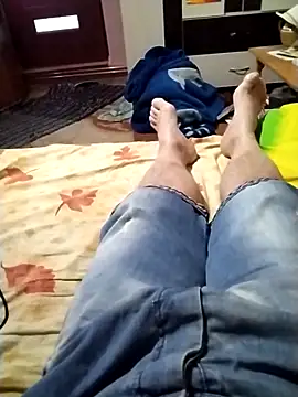 nudistu021 online show from 20, 4, 2026