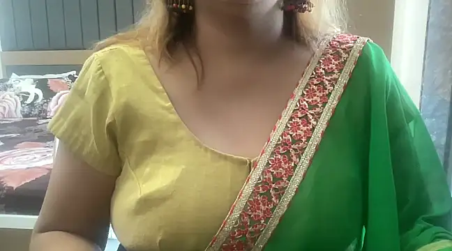 Snapshot of sassypooja chatting on 11, 2, 2025 sassypooja online show from 11, 2, 2025