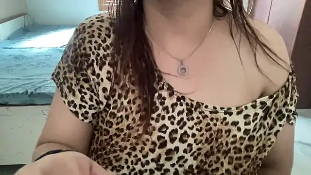 Snapshot of sassypooja chatting on 11, 5, 2026 sassypooja online show from 11, 5, 2026