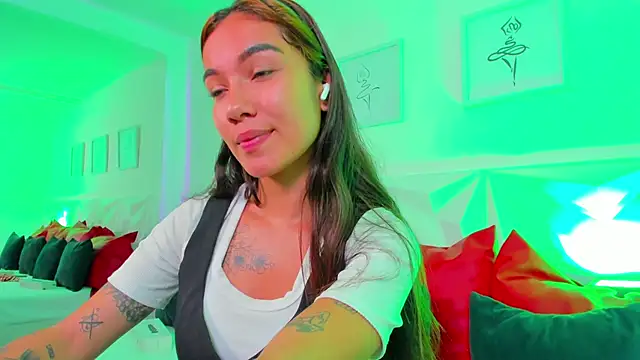 scarlet castro online show from 17, 3, 2026