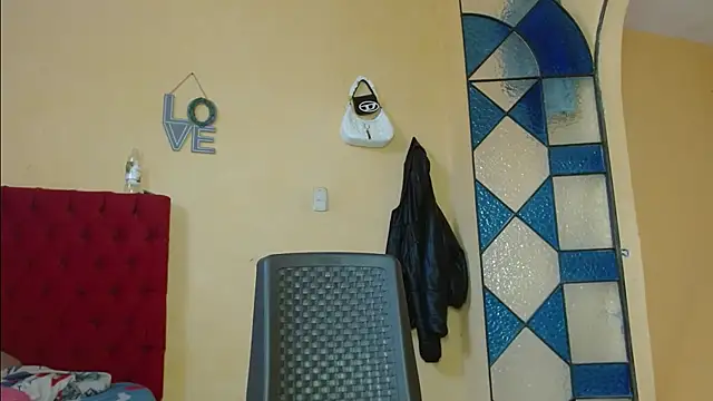 Snapshot of cristinamontiel chatting on 6, 2, 2025 cristinamontiel online show from 6, 2, 2025