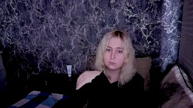 Kristy-Max online show from 1, 4, 2026