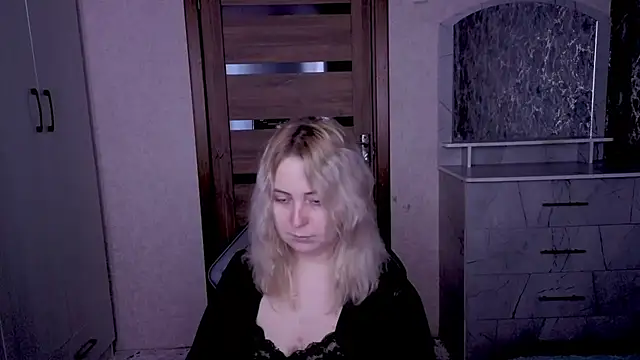 Kristy-Max online show from 27, 4, 2026