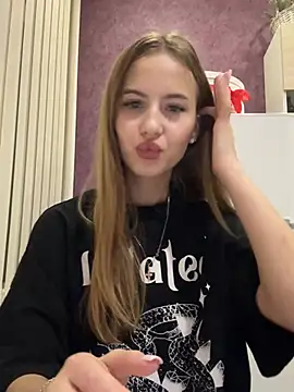 Snapshot of CherieDane chatting on 2, 2, 2025 CherieDane online show from 2, 2, 2025