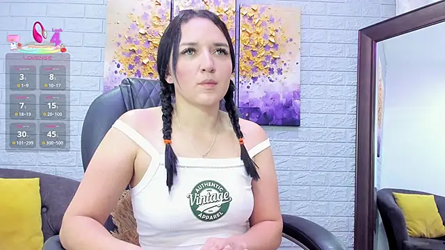 Snapshot of _EmilyJireh_ chatting on 20, 9, 2025 EmilyJireh online show from 20, 9, 2025