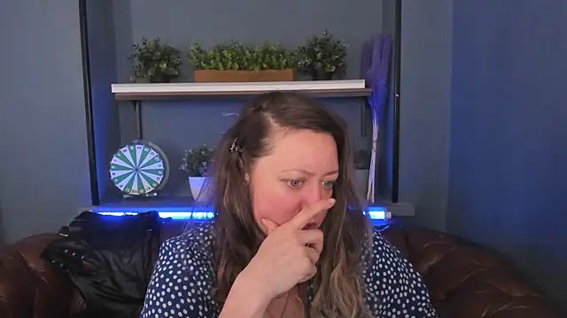 JesiaFoxi online show from 28, 1, 2025